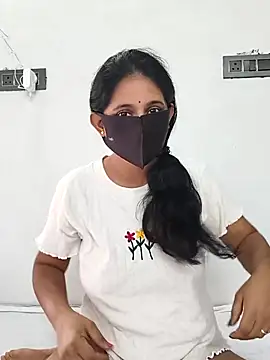 Snapshot of Your-Vedika chatting on 09-19-25, 06:37 Your-Vedika online show from 09-19-25, 06:37