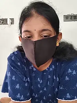 Snapshot of Your-Vedika chatting on 09-26-25, 05:11 Your-Vedika online show from 09-26-25, 05:11