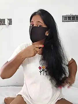 Snapshot of Your-Vedika chatting on 09-28-25, 06:19 Your-Vedika online show from 09-28-25, 06:19