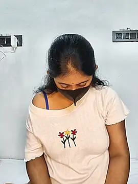 Snapshot of Your-Vedika chatting on 10-10-25, 07:07 Your-Vedika online show from 10-10-25, 07:07