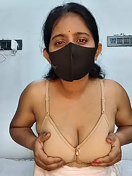 Snapshot of Your-Vedika chatting on 10-10-25, 07:24 Your-Vedika online show from 10-10-25, 07:24