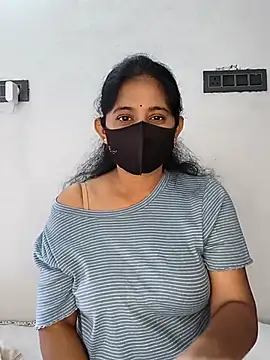 Snapshot of Your-Vedika chatting on 10-15-25, 08:03 Your-Vedika online show from 10-15-25, 08:03