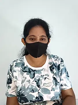 Snapshot of Your-Vedika chatting on 11-06-25, 04:57 Your-Vedika online show from 11-06-25, 04:57