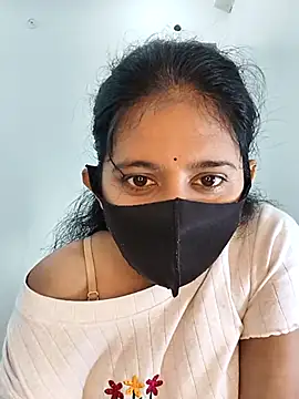 Snapshot of Your-Vedika chatting on 11-14-25, 07:07 Your-Vedika online show from 11-14-25, 07:07