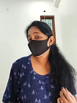 Snapshot of Your-Vedika chatting on 11-16-25, 09:04 Your-Vedika online show from 11-16-25, 09:04