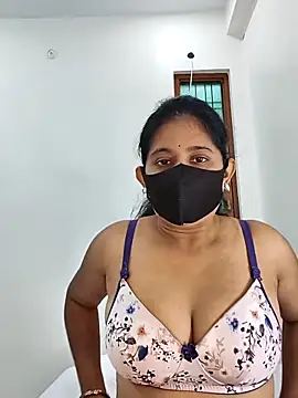 Snapshot of Your-Vedika chatting on 11-18-25, 07:13 Your-Vedika online show from 11-18-25, 07:13