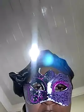 malaika1999 online show from 02-28-26, 04:13