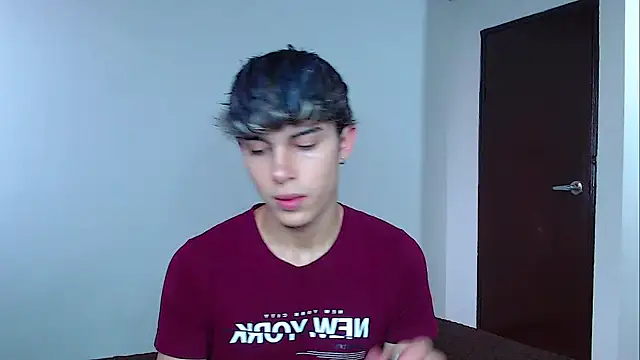 Snapshot of john_vichenso chatting on 11-19-25, 09:48 john vichenso online show from 11-19-25, 09:48