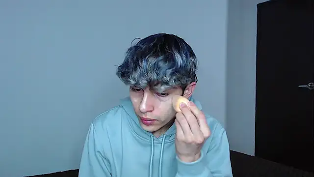 Snapshot of john_vichenso chatting on 11-21-25, 09:13 john vichenso online show from 11-21-25, 09:13