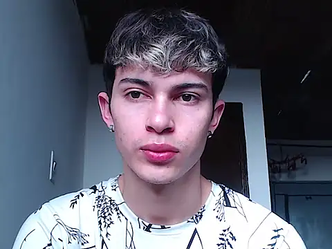 Snapshot of john_vichenso chatting on 02-26-26, 08:30 john vichenso online show from 02-26-26, 08:30