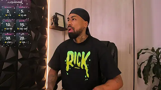 OstinDaniels online show from 01-10-26, 11:09