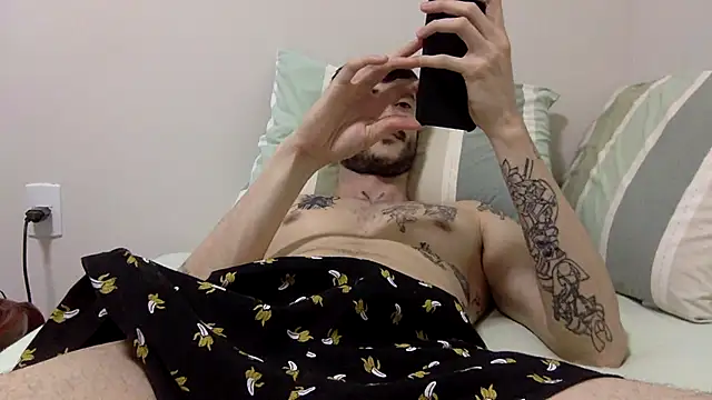 Snapshot of Fubinha chatting on 10-08-25, 11:13 Fubinha online show from 10-08-25, 11:13