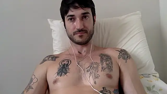 Snapshot of Fubinha chatting on 01-15-26, 02:21 Fubinha online show from 01-15-26, 02:21