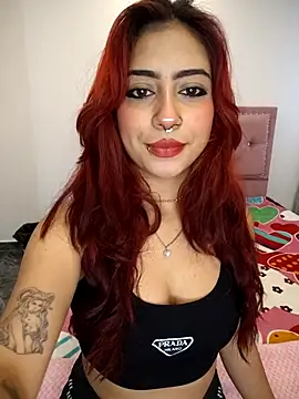 Snapshot of sarah_lark_ chatting on 09-19-25, 12:17 sarah lark online show from 09-19-25, 12:17