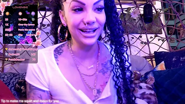 Snapshot of Av3ryyBe3 chatting on 02-04-26, 05:13 Av3ryyBe3 online show from 02-04-26, 05:13