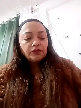 Snapshot of Lady_16 chatting on 09-26-25, 12:53 Lady 16 online show from 09-26-25, 12:53