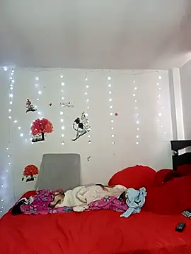 Snapshot of Lady_16 chatting on 02-21-26, 03:02 Lady 16 online show from 02-21-26, 03:02