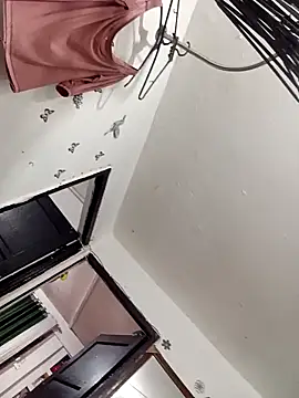 Snapshot of Lady_16 chatting on 03-01-26, 11:51 Lady 16 online show from 03-01-26, 11:51