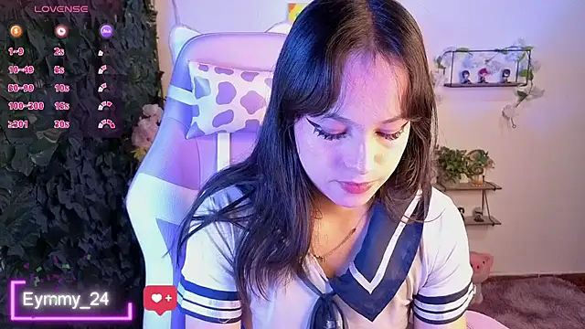 Snapshot of Eymmy_24 chatting on 05-23-26, 01:44 Eymmy 24 online show from 05-23-26, 01:44