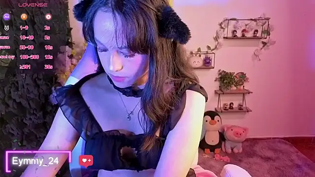 Snapshot of Eymmy_24 chatting on 05-25-26, 01:44 Eymmy 24 online show from 05-25-26, 01:44
