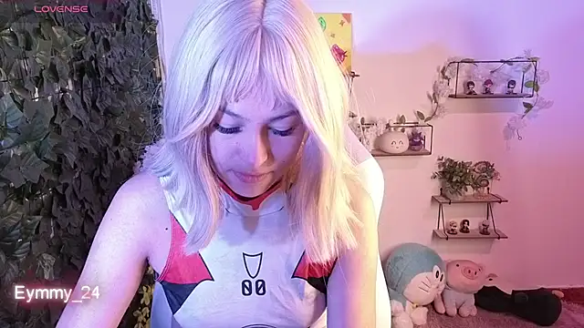 Eymmy 24 online show from 07-20-26, 01:42