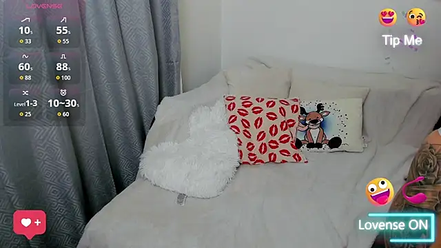 MiaKiittyy online show from 02-11-26, 10:37