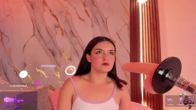 alicecute77 online show from 09-13-25, 02:22