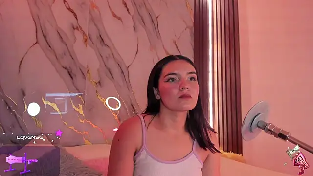 alicecute77 online show from 10-03-25, 02:19