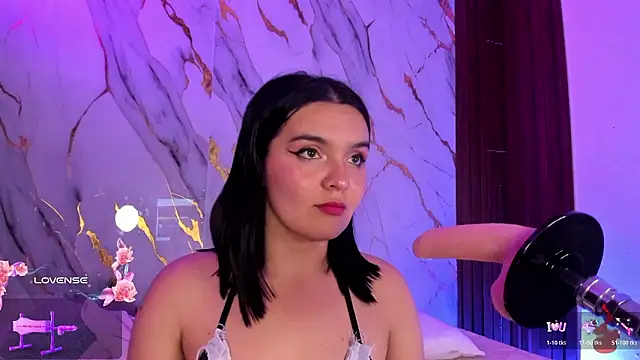 Snapshot of alicecute77 chatting on 02-03-26, 02:10 alicecute77 online show from 02-03-26, 02:10