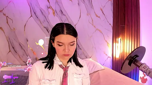 Snapshot of alicecute77 chatting on 02-20-26, 02:19 alicecute77 online show from 02-20-26, 02:19