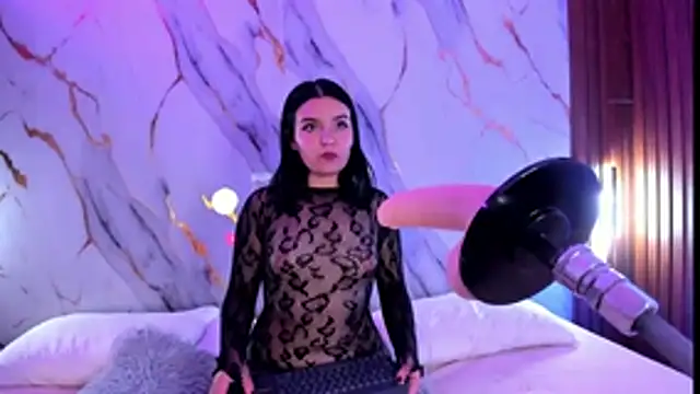 Snapshot of alicecute77 chatting on 03-03-26, 02:28 alicecute77 online show from 03-03-26, 02:28