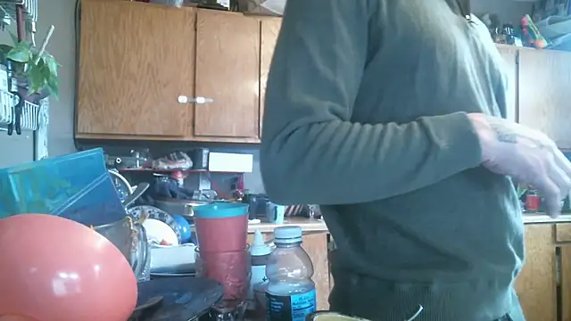 Snapshot of LostInEjaculation chatting on 02-10-26, 04:00 LostInEjaculation online show from 02-10-26, 04:00