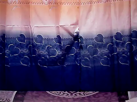 Snapshot of Sexylyka30 chatting on 09-15-25, 09:04 Sexylyka30 online show from 09-15-25, 09:04