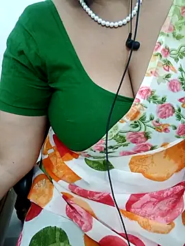 Snapshot of tami_lavanya chatting on 02-02-26, 12:48 tami lavanya online show from 02-02-26, 12:48