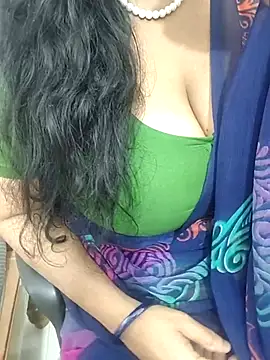 Snapshot of tami_lavanya chatting on 02-18-26, 10:00 tami lavanya online show from 02-18-26, 10:00