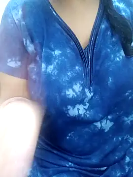 Snapshot of tami_lavanya chatting on 03-05-26, 03:35 tami lavanya online show from 03-05-26, 03:35