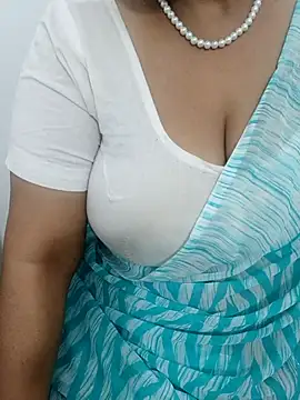 Snapshot of tami_lavanya chatting on 03-14-26, 01:27 tami lavanya online show from 03-14-26, 01:27