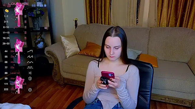 Snapshot of Kelly_Cartier chatting on 01-14-26, 11:49 Kelly Cartier online show from 01-14-26, 11:49