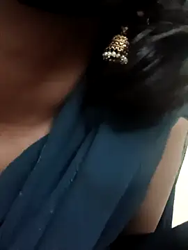 Snapshot of kavya-telugu84 chatting on 09-26-25, 06:06 kavya-telugu84 online show from 09-26-25, 06:06
