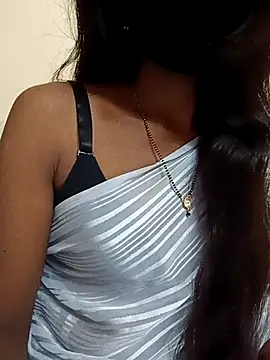 Snapshot of kavya-telugu84 chatting on 10-02-25, 02:07 kavya-telugu84 online show from 10-02-25, 02:07