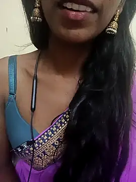 Snapshot of kavya-telugu84 chatting on 10-13-25, 06:24 kavya-telugu84 online show from 10-13-25, 06:24