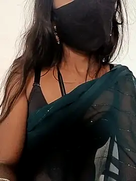 Snapshot of kavya-telugu84 chatting on 11-19-25, 06:35 kavya-telugu84 online show from 11-19-25, 06:35