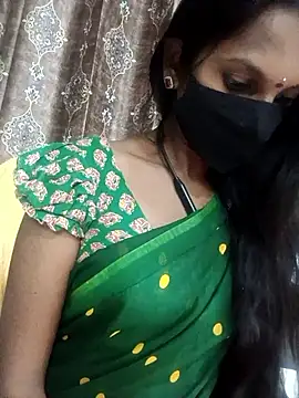 Snapshot of kavya-telugu84 chatting on 12-14-25, 08:02 kavya-telugu84 online show from 12-14-25, 08:02