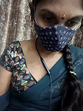 Snapshot of kavya-telugu84 chatting on 01-09-26, 05:04 kavya-telugu84 online show from 01-09-26, 05:04