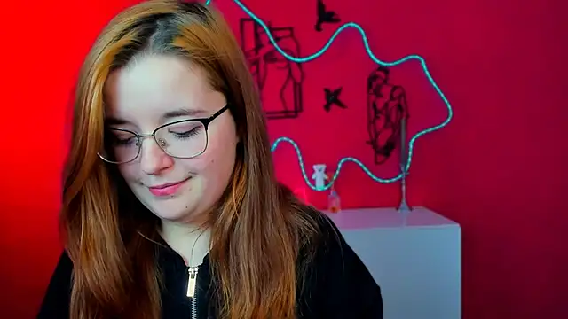 nika-still online show from 04-29-26, 06:06