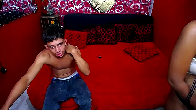 Snapshot of GABOPEIN chatting on 11-08-25, 07:23 GABOPEIN online show from 11-08-25, 07:23