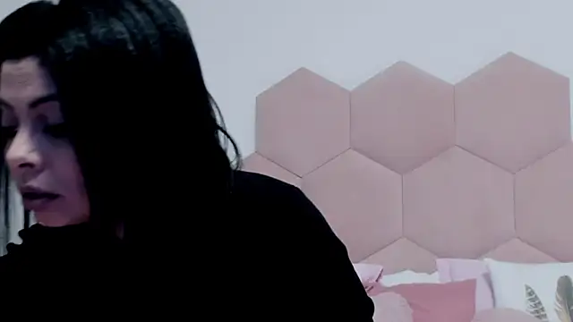 LadyLiia online show from 02-04-25, 05:10