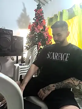 Snapshot of giannis090 chatting on 12-14-25, 09:52 giannis090 online show from 12-14-25, 09:52