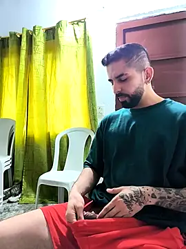 Snapshot of giannis090 chatting on 02-08-26, 09:07 giannis090 online show from 02-08-26, 09:07