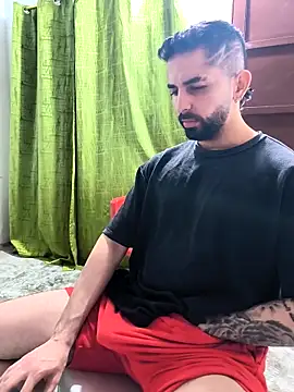 Snapshot of giannis090 chatting on 02-21-26, 11:39 giannis090 online show from 02-21-26, 11:39